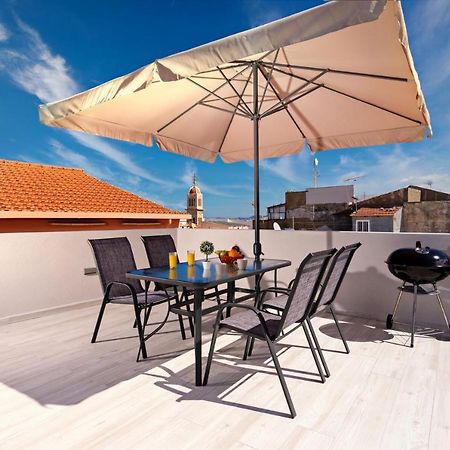 העיירה רתימנו White & Gray Apartment מראה חיצוני תמונה