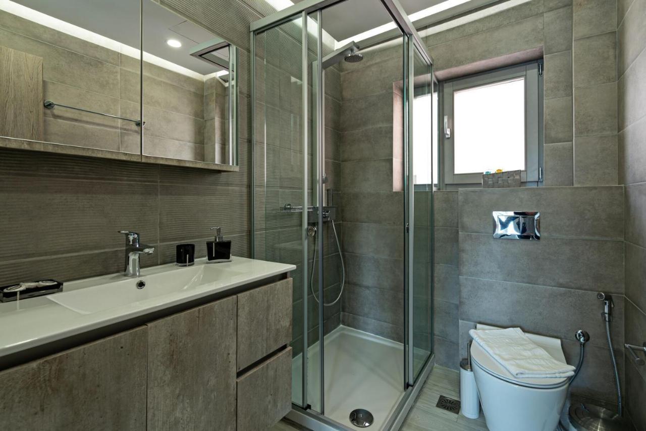 העיירה רתימנו White & Gray Apartment מראה חיצוני תמונה