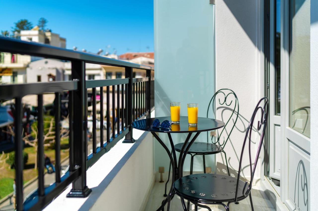 העיירה רתימנו White & Gray Apartment מראה חיצוני תמונה